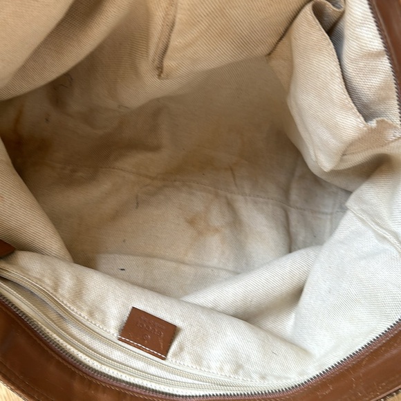 Large Gucci Tote - Picture 13 of 16